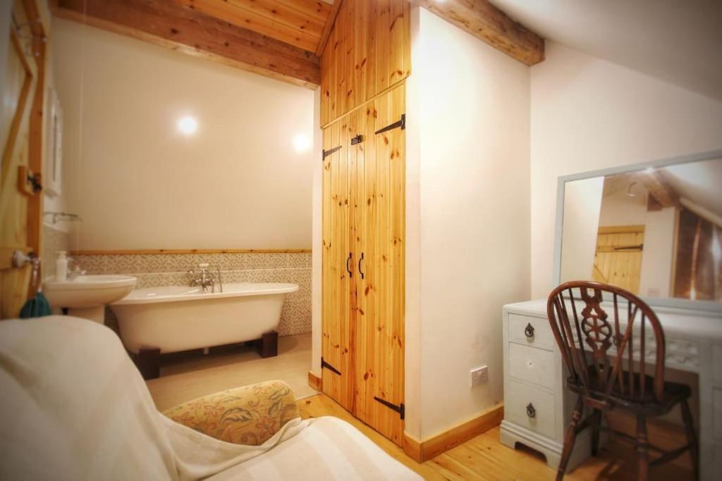Vila Y Boidy Bach Llangranog Exteriér fotografie