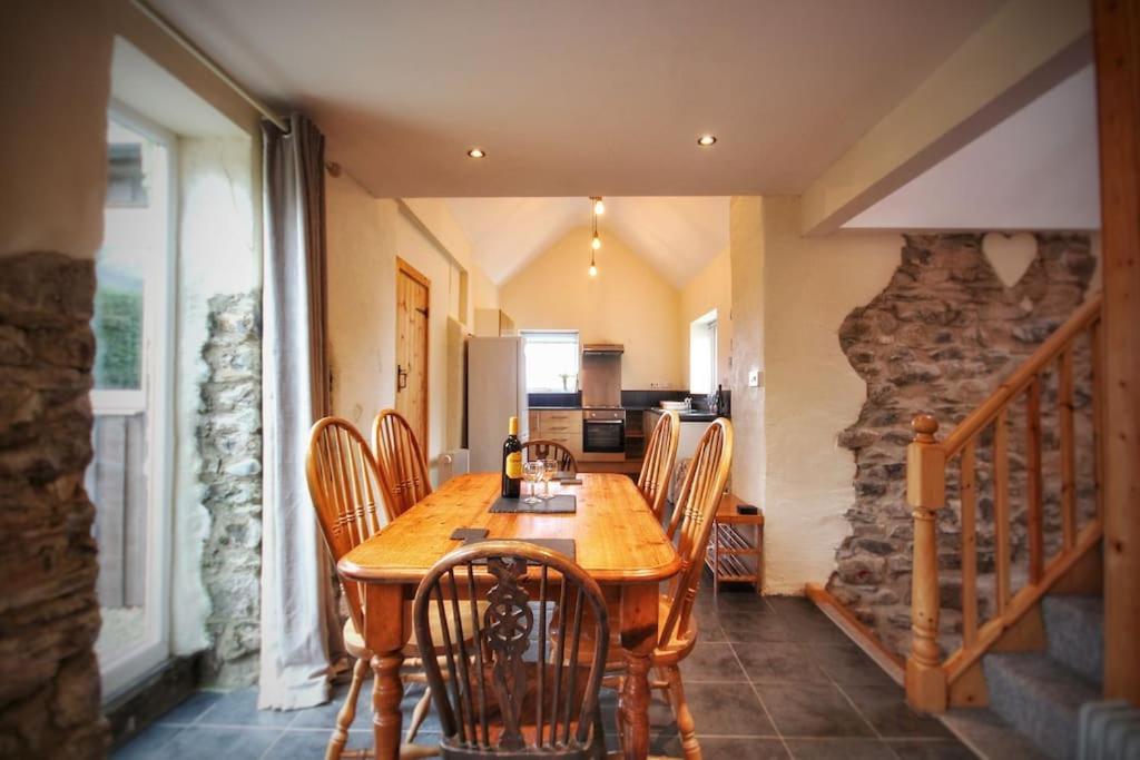 Vila Y Boidy Bach Llangranog Exteriér fotografie